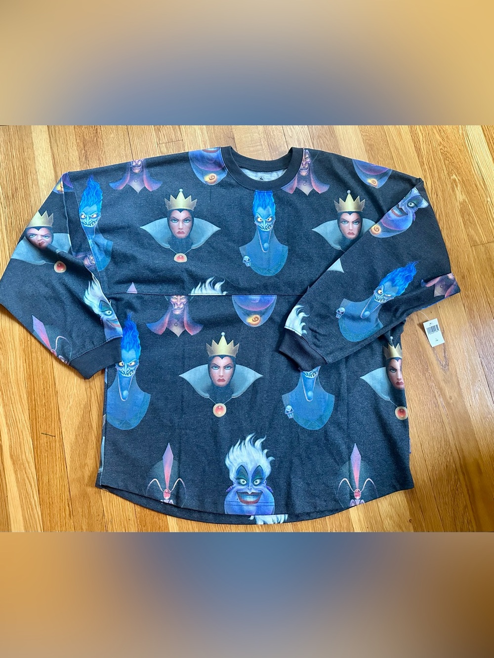 Disney Villains Spirit Jersey Disney Halloween NWT size Large